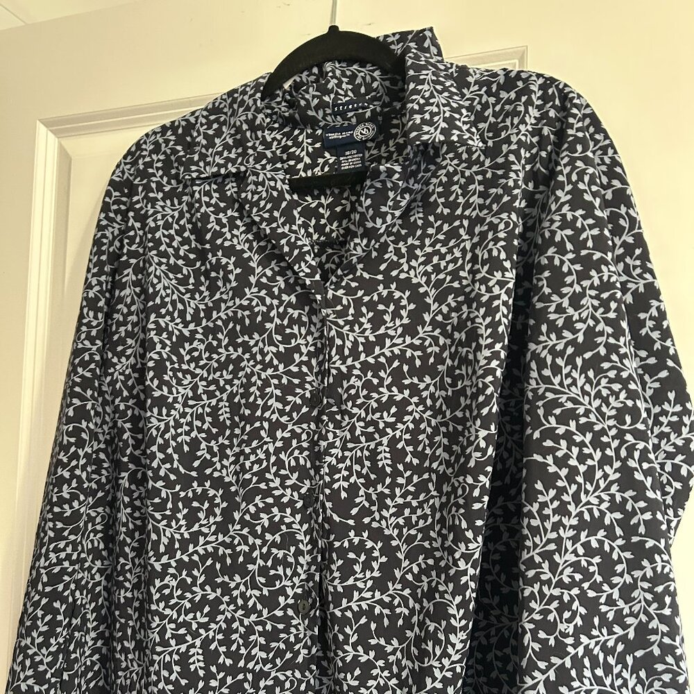 Venezia Blue Long Sleeve Button Down Blouse - Size 18/20 Stretch
